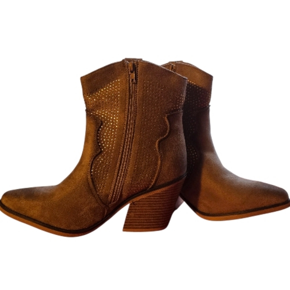 Brown Westwrn Ankle Boots - Picture 1 of 4